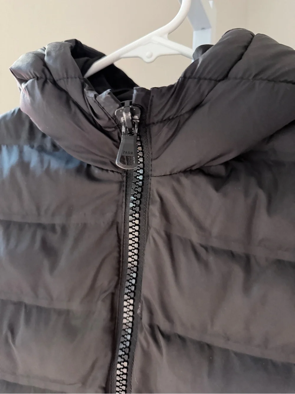Zara Kids Black Quilted Puffer Vest with Hood SIZE 9-10 YRS